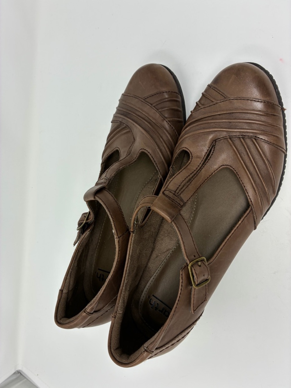 Earth Brown T-Strap Low Heel Women's Shoes genuine leather - Picture 3 of 8